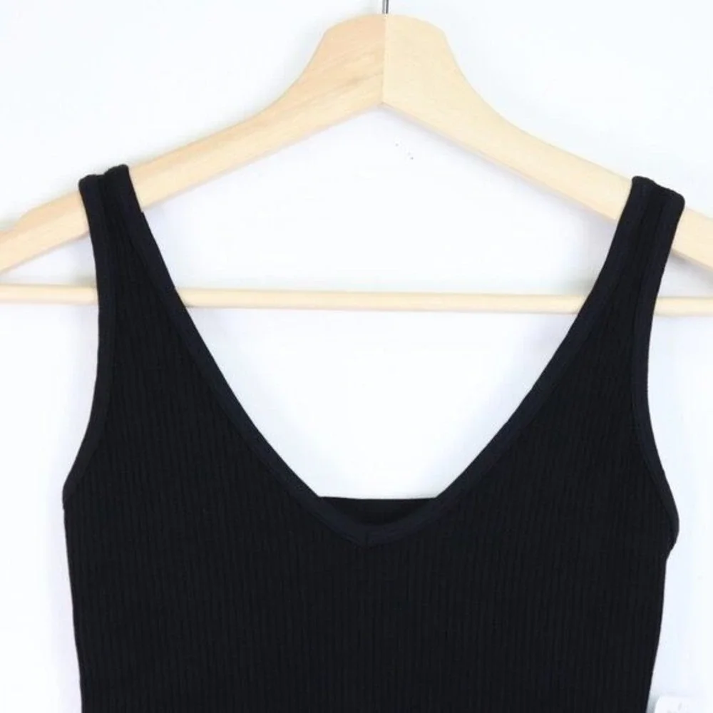 NWT Free People Solid Rib Brami Crop Cami V-Neck Tank Top Black Ribbed XS/S - Picture 5 of 9